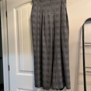 Maeve Black and White Houndstooth Colette Pants Size 10